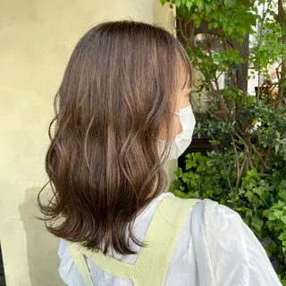 セミロング カラー aya/小顔レイヤー /柔らかカラーのヘアスタイル