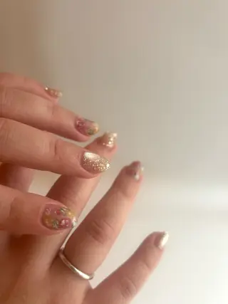 ネイル Elio所属・Elio 国泰寺のネイルデザイン