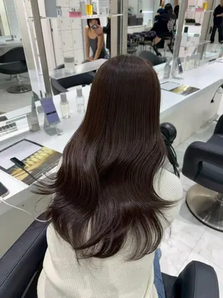 カラー 暗髪透明感ヘア🩶 銀座TUNEのヘアスタイル