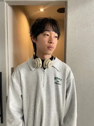 ショート メンズ 吉田一輝 外国人パーマのヘアスタイル