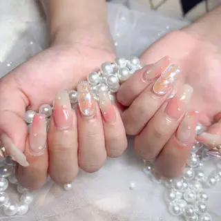 ネイル Maggie Nail🦩のネイルデザイン