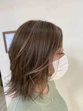 カラー SALOWIN栄 高須大貴のヘアスタイル