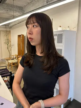 セミロング カラー Kiji kannaのヘアスタイル