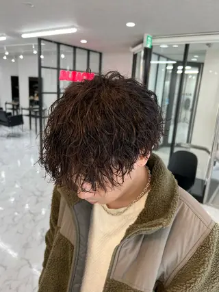 ミディアム パーマ メンズ ✨️メンズ特化✨️ 辻 正人のヘアスタイル