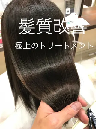 ロング 縮毛矯正/髪質改善 継続する美髪のヘアスタイル