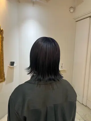 ショート 🩶ハイトーン🖤 URARAのヘアスタイル