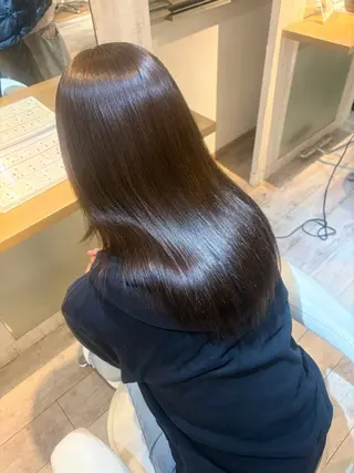 カラー cie ヒナタのヘアスタイル