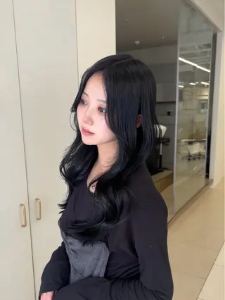 ロング カラー さつき/モテガーリー /透明感カラーのヘアスタイル