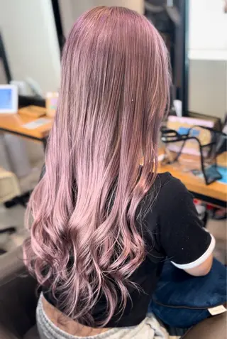 ロング カラー 🌿earth亀有店 【緑髪のノブ】🌿のヘアスタイル