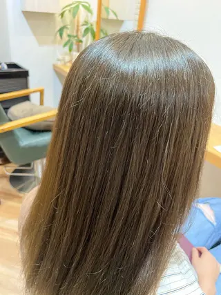 カラー 武田 綺音のヘアスタイル