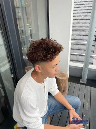 ショート パーマ メンズ litbyfifth 濵崎寛太のヘアスタイル