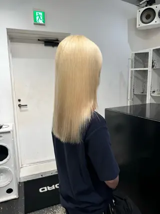 セミロング カラー ヘアアレンジ 艶ハイトーン/ヘア アレンジAYAKAのヘアスタイル