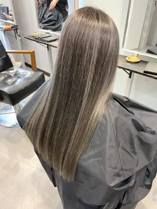 ロング KYOKO 【Bear】のヘアスタイル