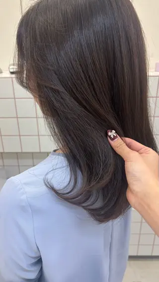 カラー Asumi/丸の内 /ブリーチ/花屋併設のヘアスタイル