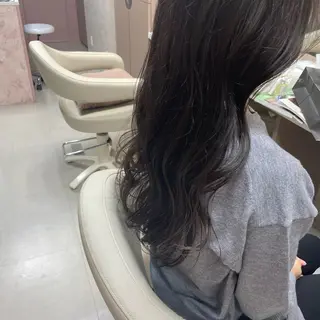 ロング カラー 坂本 沙也加のヘアスタイル