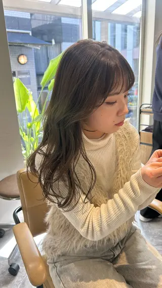 セミロング カラー じゅわっと暖色カラー 🍊Moemiのヘアスタイル