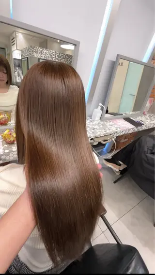 ロング 赤みゼロカラー 藤並純のヘアスタイル