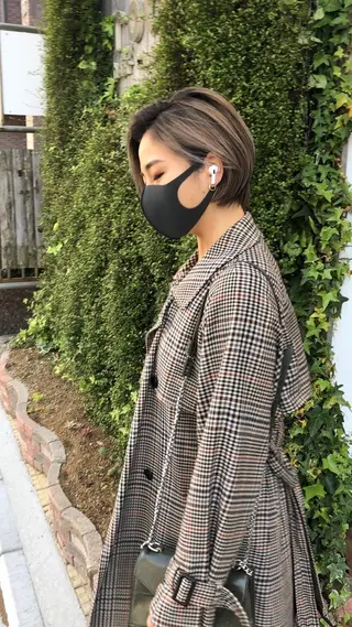 ショート カラー 乕谷 美潮のヘアスタイル