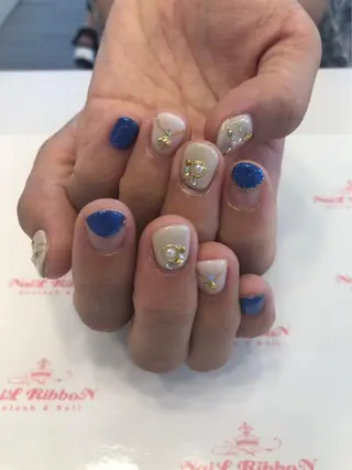 ネイル ネイルリボン 受付スタッフのネイルデザイン