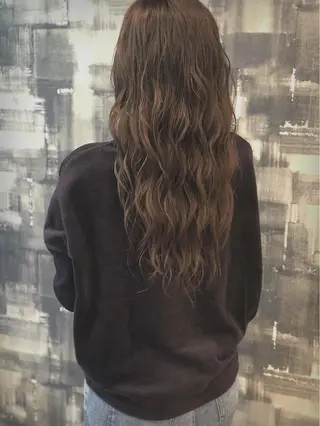 ロング カラー 日高 香織のヘアスタイル