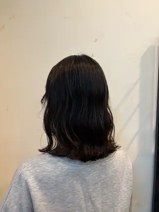 ミディアム ルプラボウ/豊川/ レイヤー/サクラのヘアスタイル