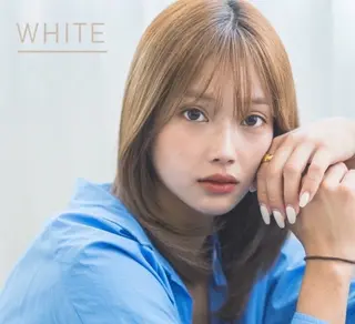 ミディアム カラー _WHITE上本町 代表のヘアスタイル