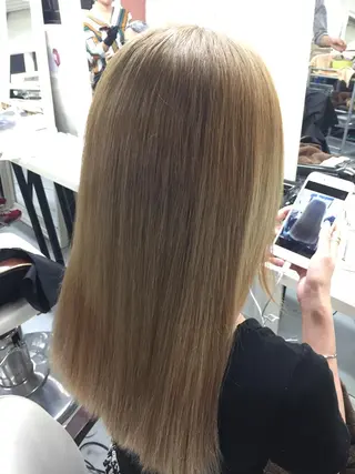 セミロング カラー ヘアアレンジ 枝毛カット&髪質改善 満足NO.1岡しゃんのヘアスタイル