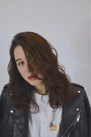 セミロング カラー ✨髪質改善縮毛矯正✨ 宇田川修平のヘアスタイル