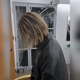 ミディアム カラー ムード造るハイトーン ケアブリーチ/ユウキのヘアスタイル