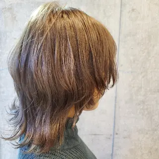 ミディアム カラー 谷 結奈のヘアスタイル