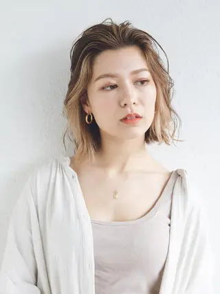 ミディアム 柳下 涼のヘアスタイル