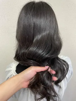 セミロング 髪質改善お任せ ください♪ひとみのヘアスタイル
