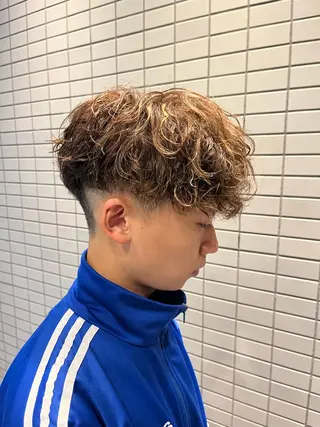 ショート パーマ メンズ 🏆メンズヘア特化 🥇代表りんぺーのヘアスタイル