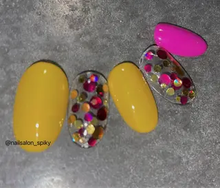 ネイル Spiky とうげ ふうかのネイルデザイン