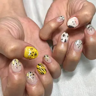 ショート カラー パーマ ヘアアレンジ メンズ キッズ ネイル マツエク・マツパ アイブロウ 今福鶴見ネイル 8(エイト)のネイルデザイン