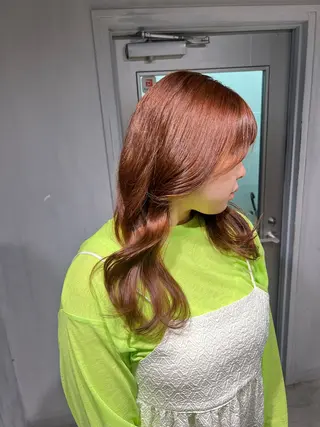 セミロング カラー NANAMI🩵 大人可愛い韓国ヘアのヘアスタイル