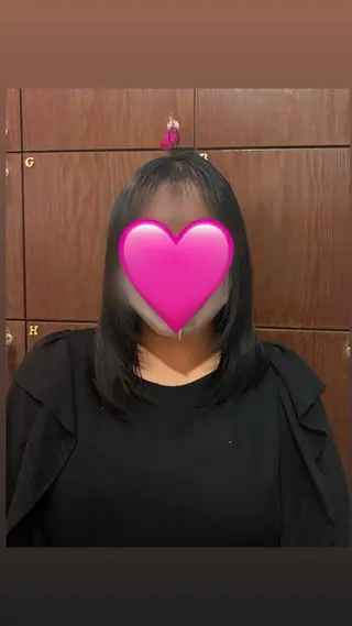 ミディアム 佐藤 優芽香のヘアスタイル
