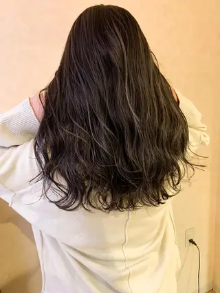 ロング Lit.豊橋 夏目のヘアスタイル