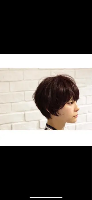 ショート 金子 しおりのヘアスタイル