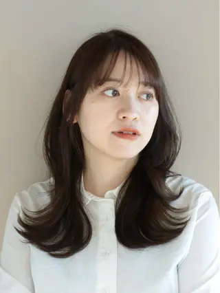 セミロング カラー 髙木美緒🌿 レイヤー/アレンジのヘアスタイル