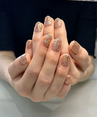 ネイル 二階堂 晴菜のネイルデザイン