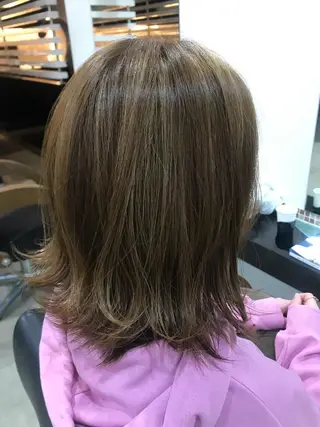 ミディアム カラー ヘアアレンジ 烏山 達也のヘアスタイル