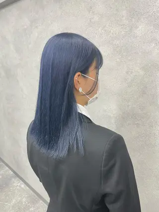 ミディアム カラー パーマ ヘアアレンジ メンズ キッズ ネイル マツエク・マツパ アイブロウ 切りっぱなしヘアボブ ミディアムヘアRYOのヘアスタイル