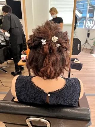 ミディアム カラー パーマ ヘアアレンジ キッズ ネイル マツエク・マツパ アイブロウ HIROKO / 透明感暖色カラー🎀のヘアスタイル