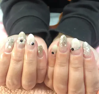 ネイル ＧＬAD グラットのネイルデザイン