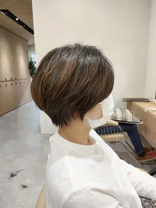 ショート カラー 【似合わせ・レイヤー ・パーマ】海気のヘアスタイル