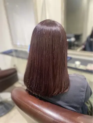 カラー 根本 真奈のヘアスタイル