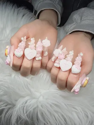 ネイル Lee Nailsのネイルデザイン