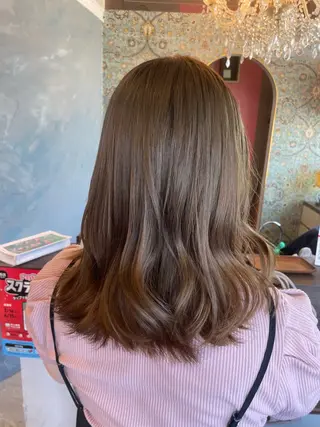 セミロング カラー hair make echo滿木あい花のヘアスタイル