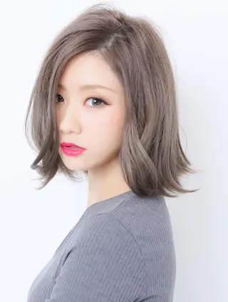 ミディアム カラー ササ キのヘアスタイル